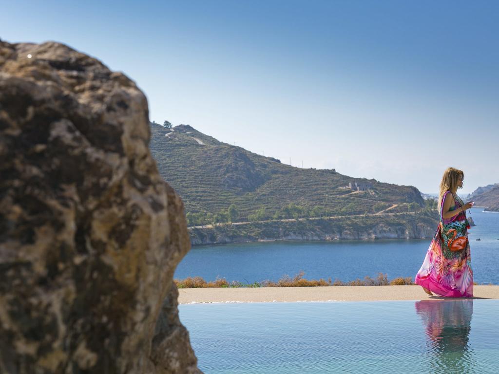 Eirini Luxury Hotel Villas Grikos Bay  Dış mekan fotoğraf